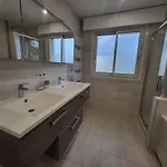 Lägenhet Rez-de-villa 