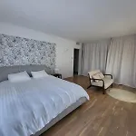 Apartamento Rez-de-villa 
