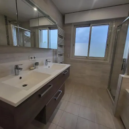 Apartment Rez-de-villa 